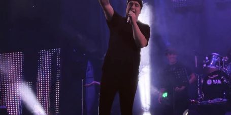 Adry Kempes baja en orquesta Marazul